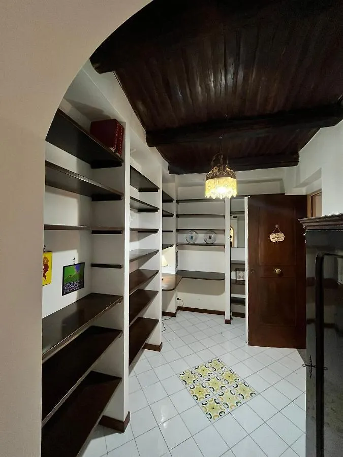 Anticaglia 13 Apartment Naples Italy