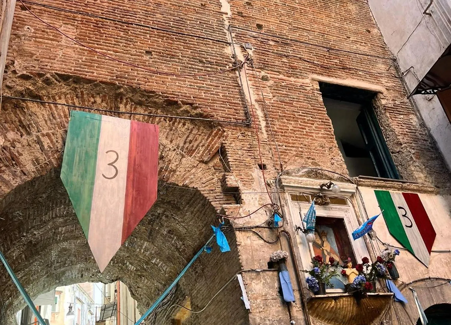 Anticaglia 13 location